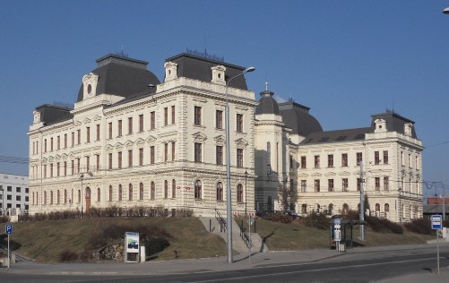 EPC by MVV: budova okresnho soudu v Plzni